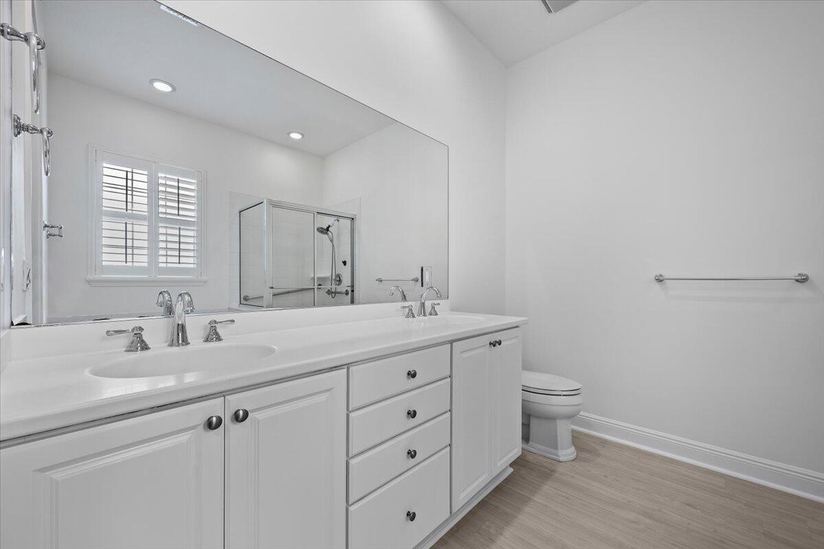 1041 Big Pine Way Jupiter, FL 33458 - Photo 19 of 44 Bathroom Double Vanity