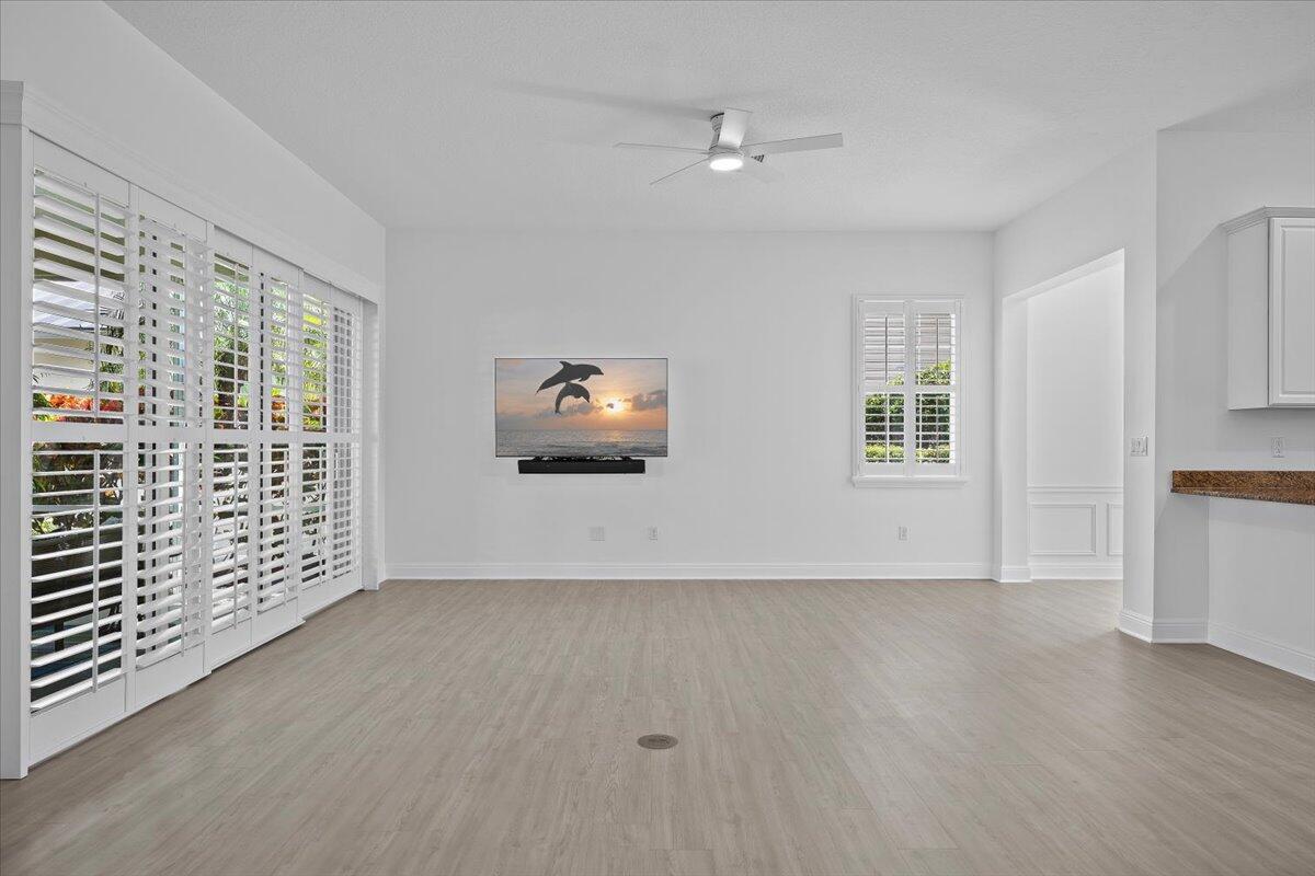 1041 Big Pine Way Jupiter, FL 33458 - Photo 6 of 44 Bright and Airy Living Room