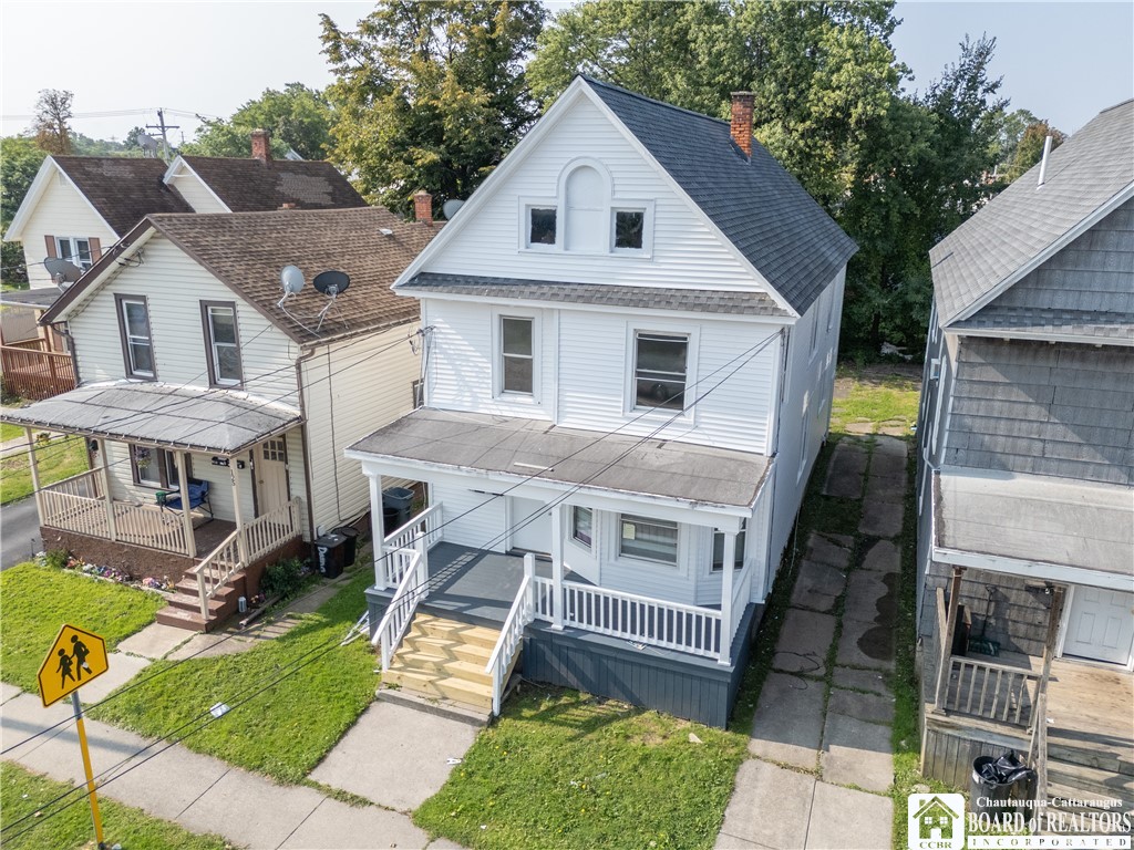 123 Maple Avenue Dunkirk, NY 14048 - Photo 2 of 17