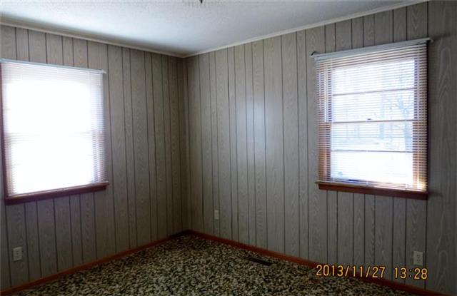3900 Highway 49 Tennessee Ridge, TN 37178 - Photo 12 of 20 Bedroom.