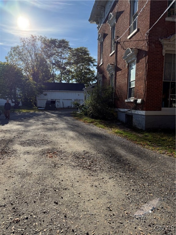 416 Main Street Oneida, NY 13421 - Photo 3 of 28