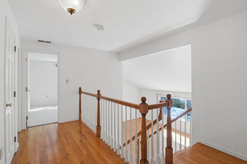 26 Monroe Street Shrewsbury, MA 01545 - Photo 23 of 40