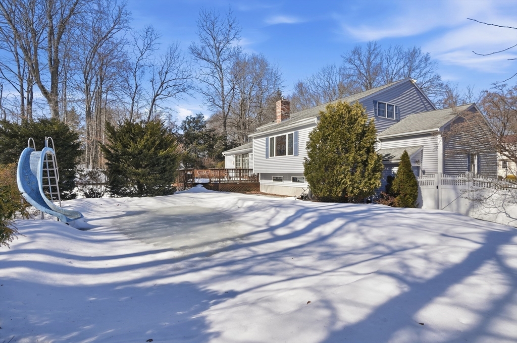 26 Monroe Street Shrewsbury, MA 01545 - Photo 36 of 40