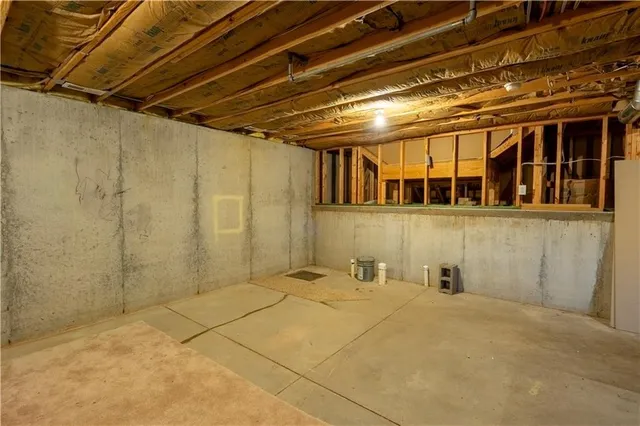 $439,000 | 4708 Corinth Drive, St. Joseph, MO 64506