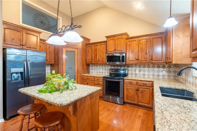 $439,000 | 4708 Corinth Drive, St. Joseph, MO 64506