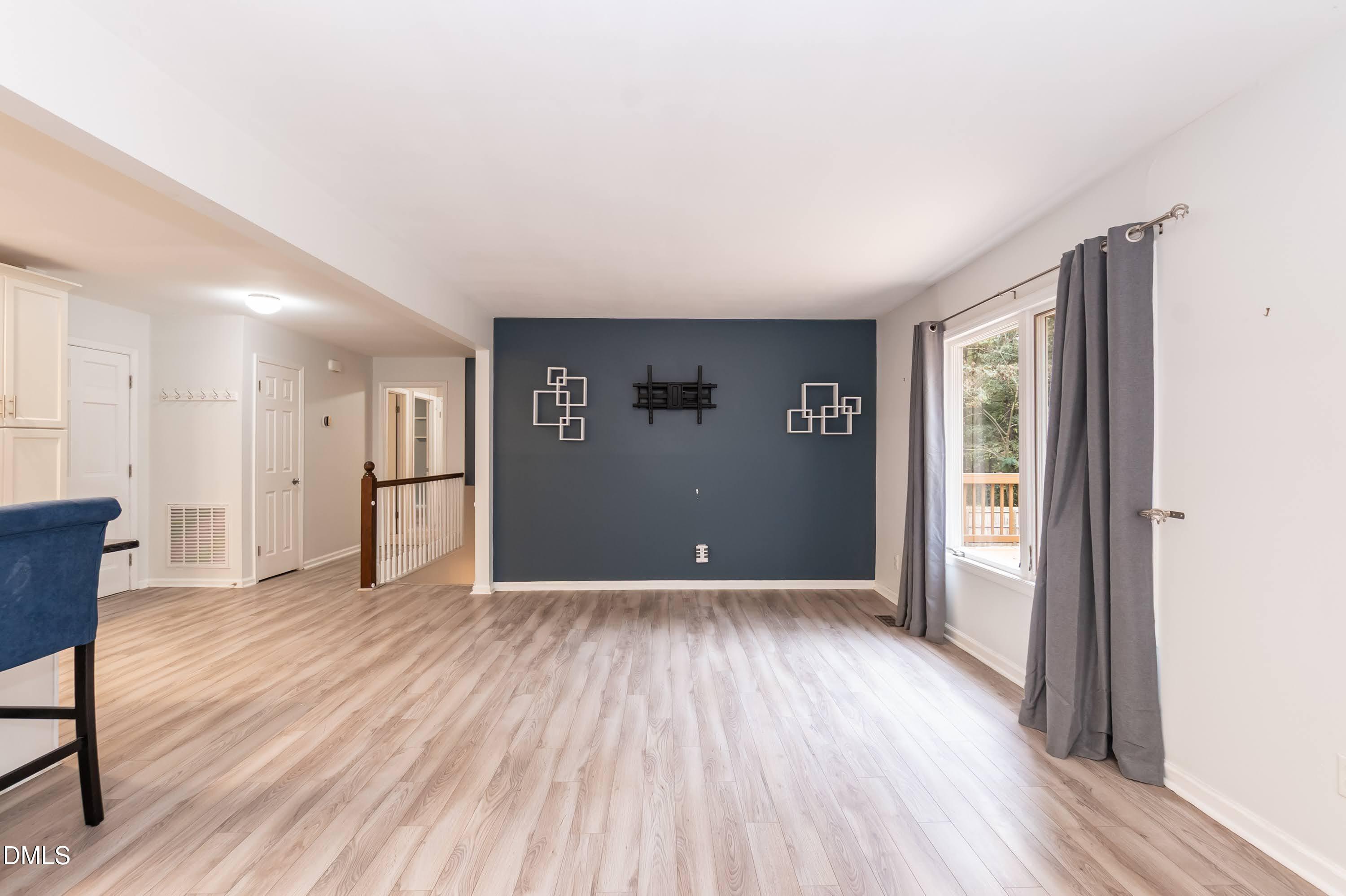 7728 Wakebrook Drive Raleigh, NC 27616 - Photo 15 of 62 Living 02