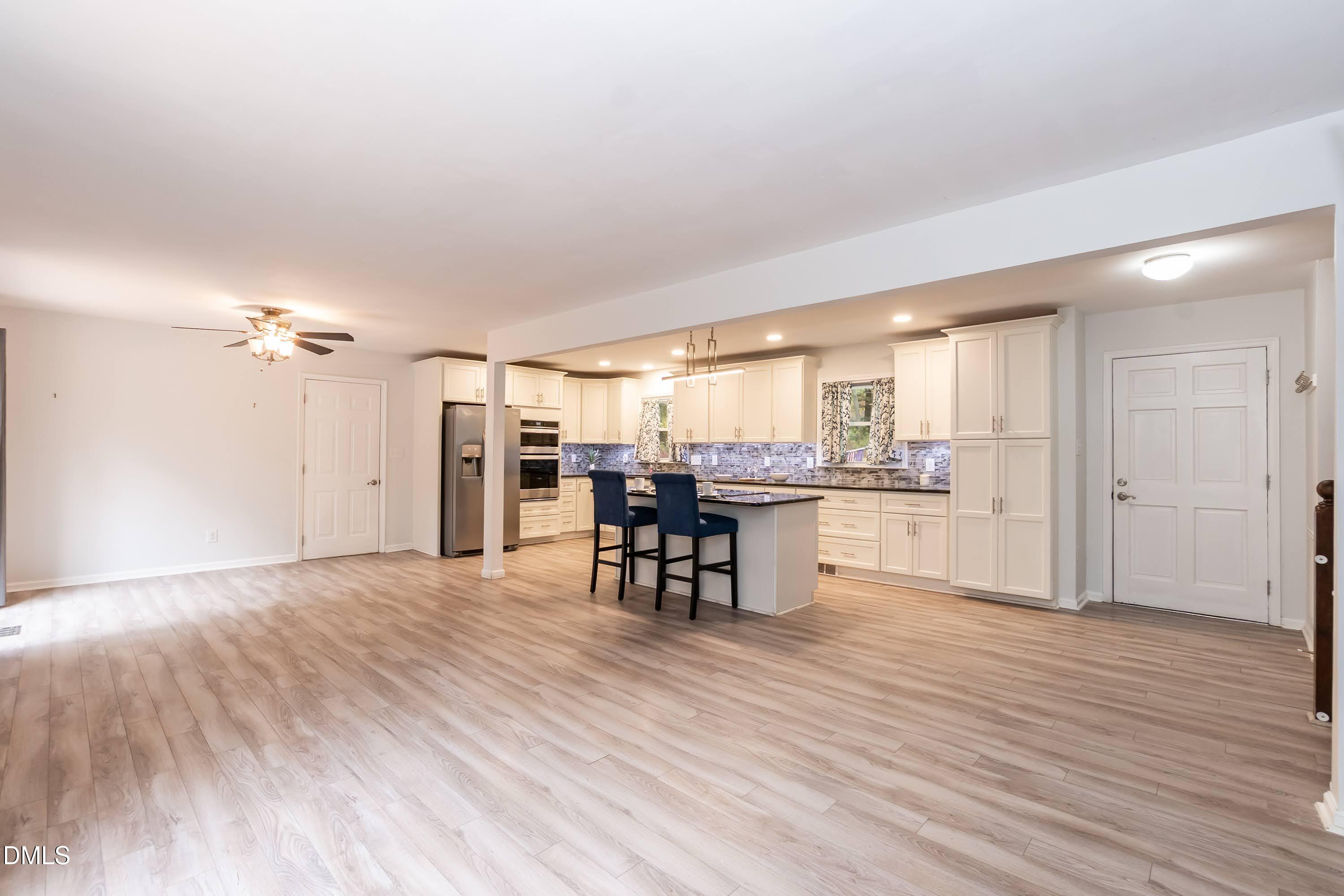 7728 Wakebrook Drive Raleigh, NC 27616 - Photo 17 of 62 Living 03