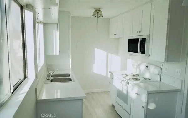 $399,000 | 23232 Orange Avenue, Lake Forest, CA 92630