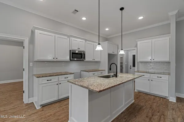 $289,500 | 88 North Bryant Road, Sumrall, MS 39482