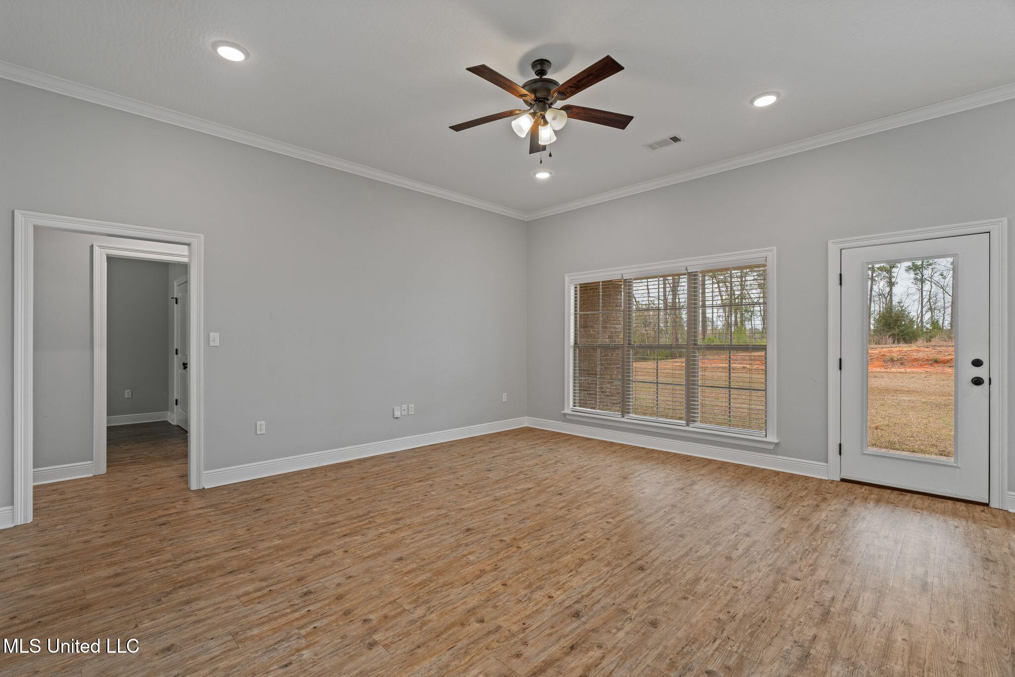 88 North Bryant Road Sumrall, MS 39482 - Photo 8 of 37 88_N_Bryant_Rd-8