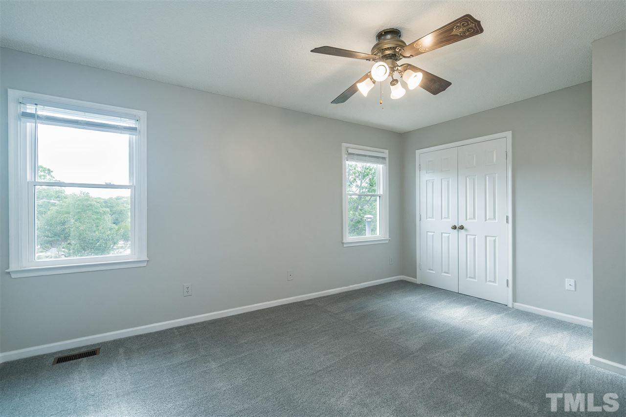 6905 Saxby Court Raleigh, NC 27613 - Photo 14 of 20