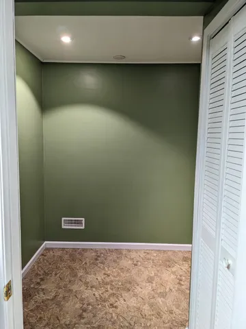 $239,900 | 801 Carver Street North, Winthrop, MN 55396