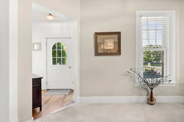 $239,900 | 801 Carver Street North, Winthrop, MN 55396