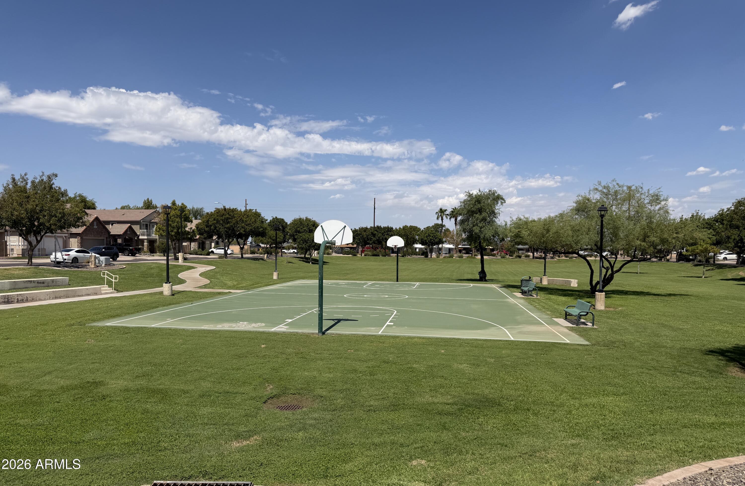 2330 East Pecan Road Phoenix, AZ 85040 - Photo 26 of 34 Basketball