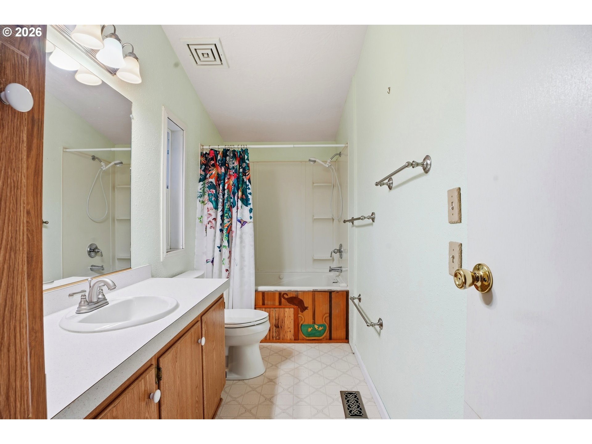 21400 Southeast Stark Street, Unit 2 Gresham, OR 97030 - Photo 18 of 32