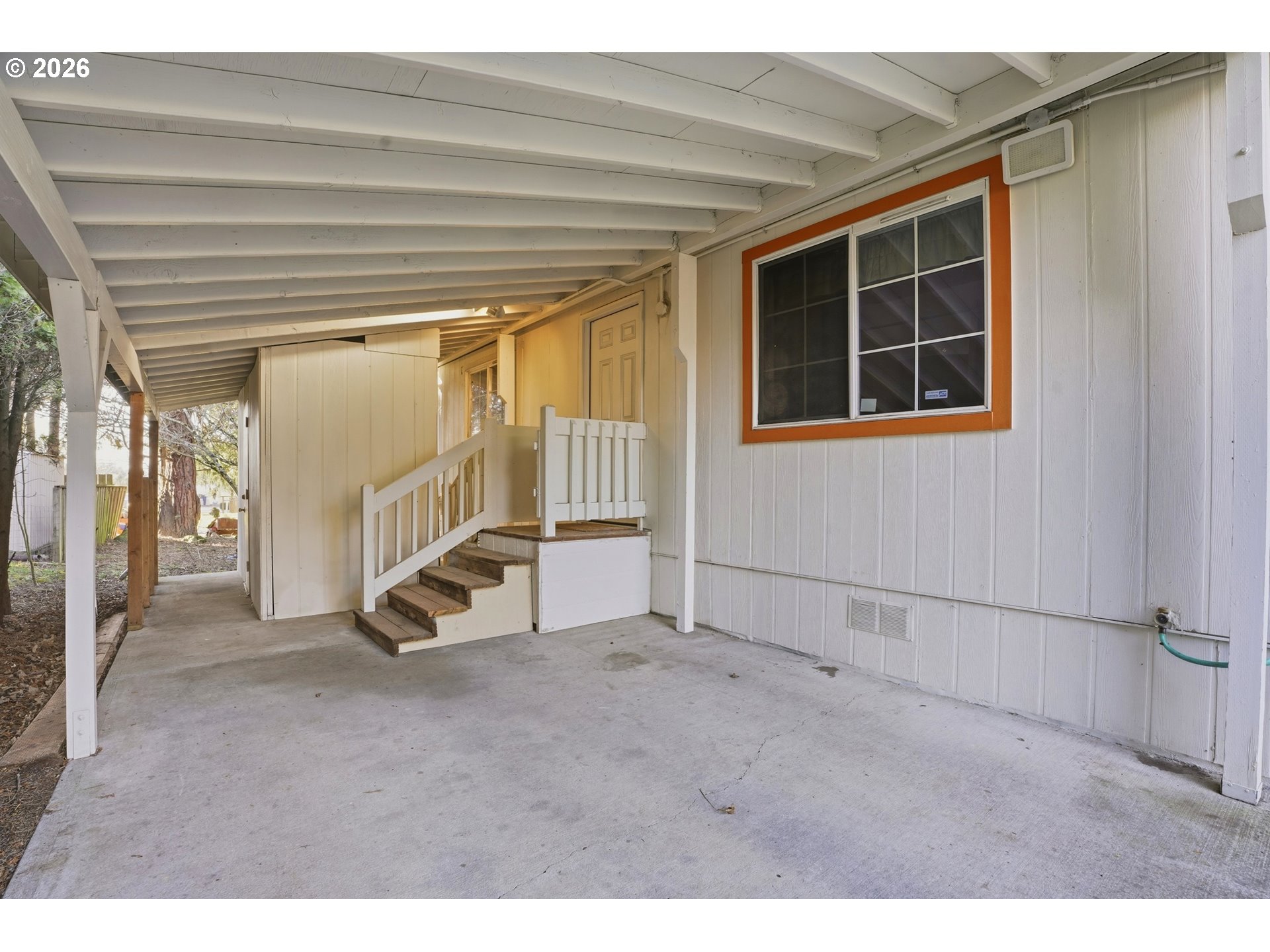 21400 Southeast Stark Street, Unit 2 Gresham, OR 97030 - Photo 4 of 32