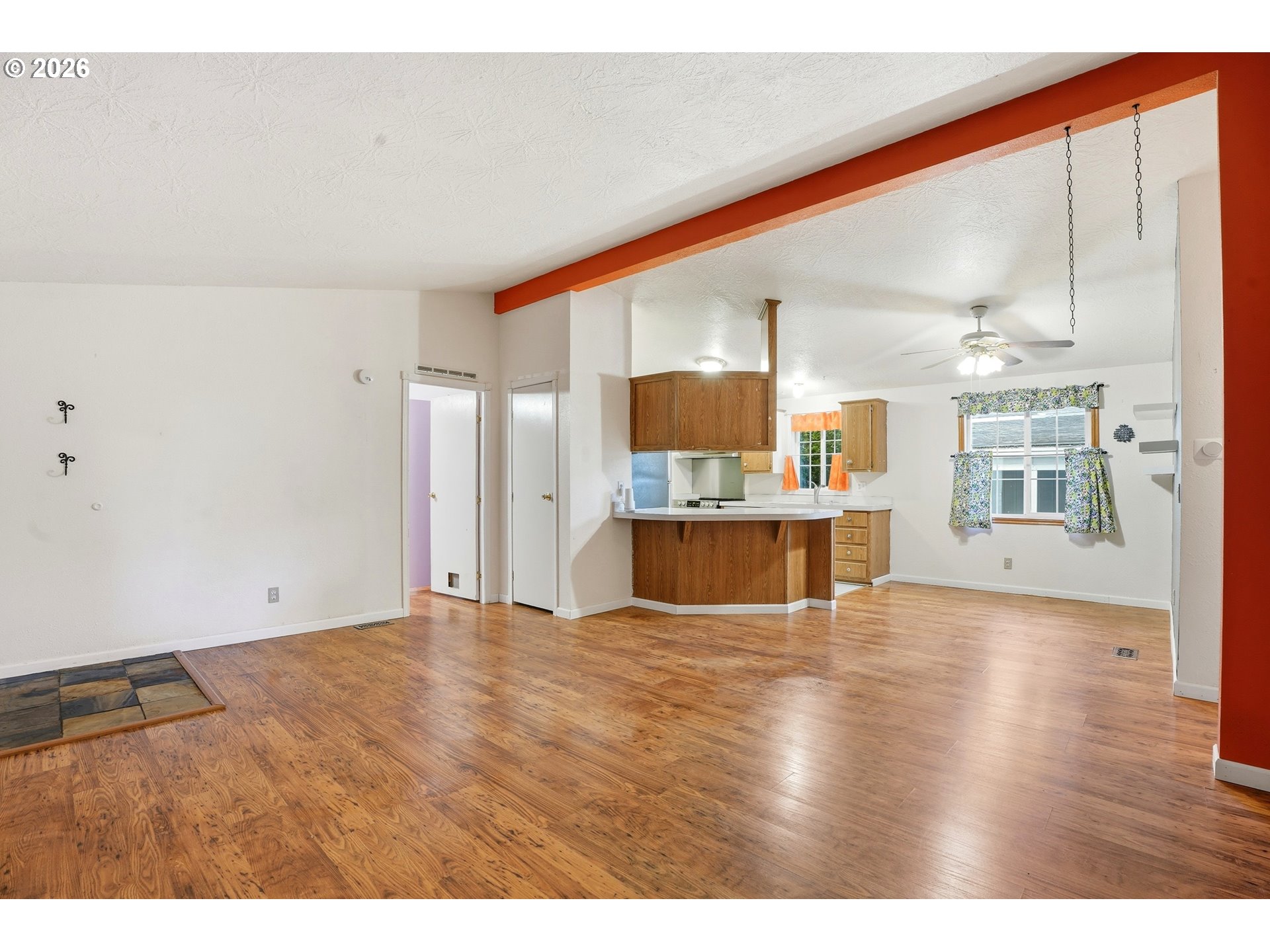 21400 Southeast Stark Street, Unit 2 Gresham, OR 97030 - Photo 7 of 32