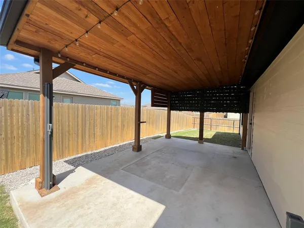 $2,395 | 1650 Woodbrook Drive, Hutchins, TX 75141