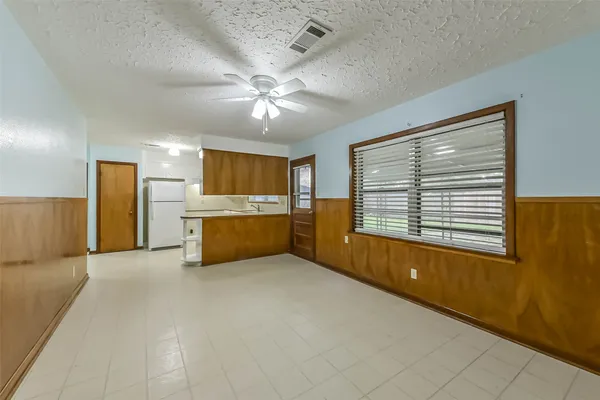 $1,800 | 705 Dunwick Lane, Pasadena, TX 77502