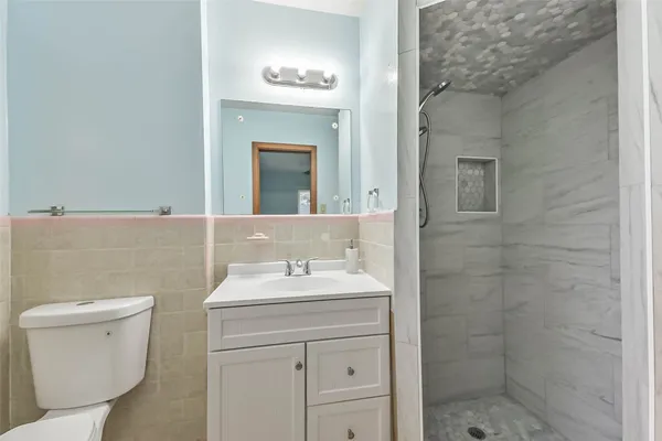 $1,800 | 705 Dunwick Lane, Pasadena, TX 77502