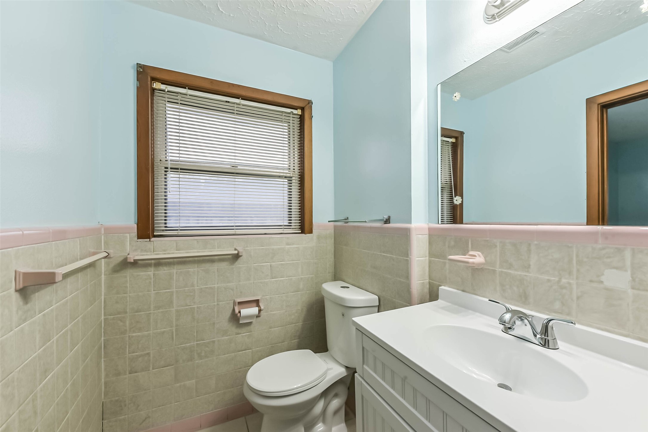 705 Dunwick Lane Pasadena, TX 77502 - Photo 27 of 36