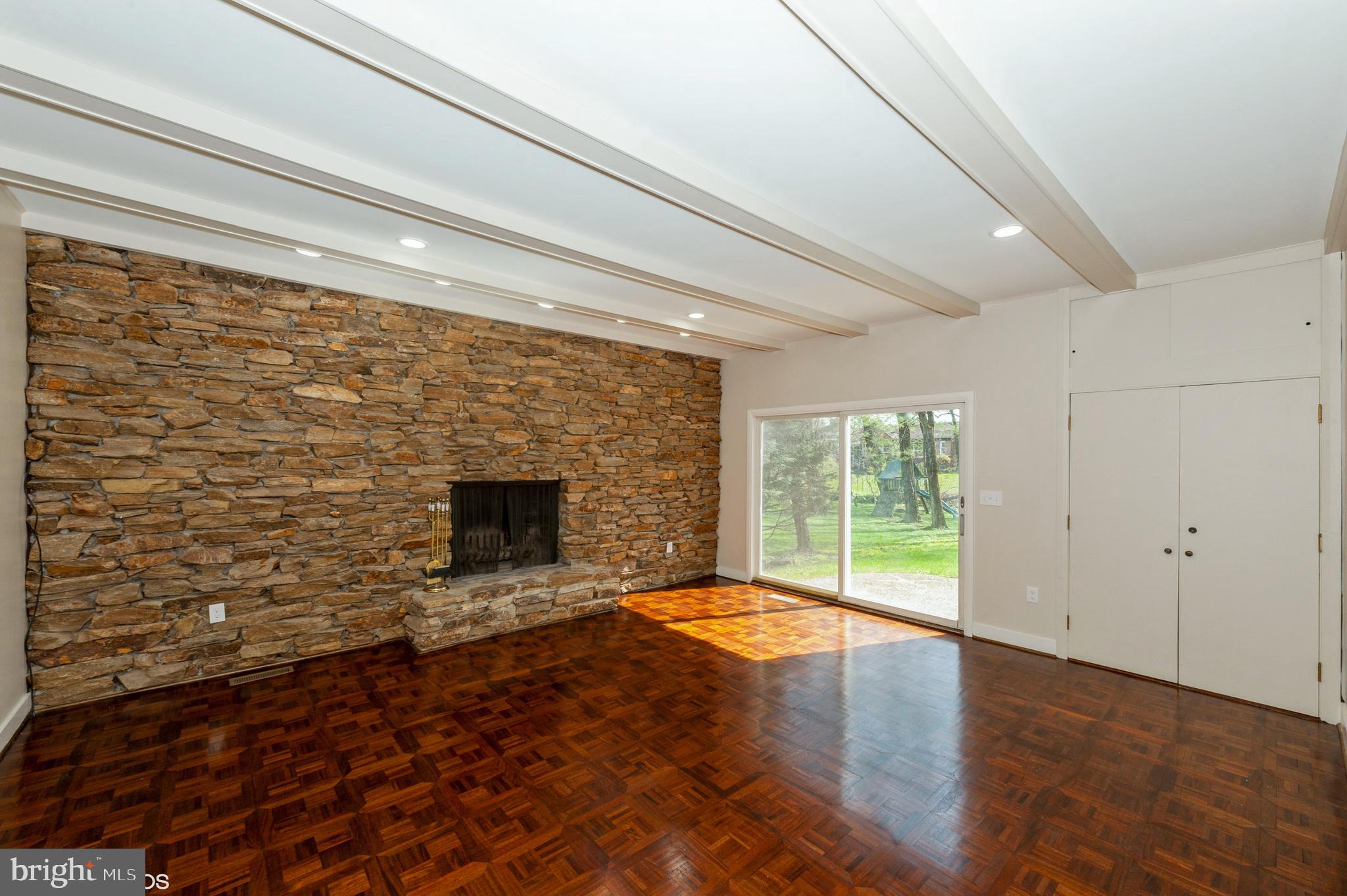 7804 Crossland Road Baltimore, MD 21208 - Photo 14 of 50 Gallery Image 14