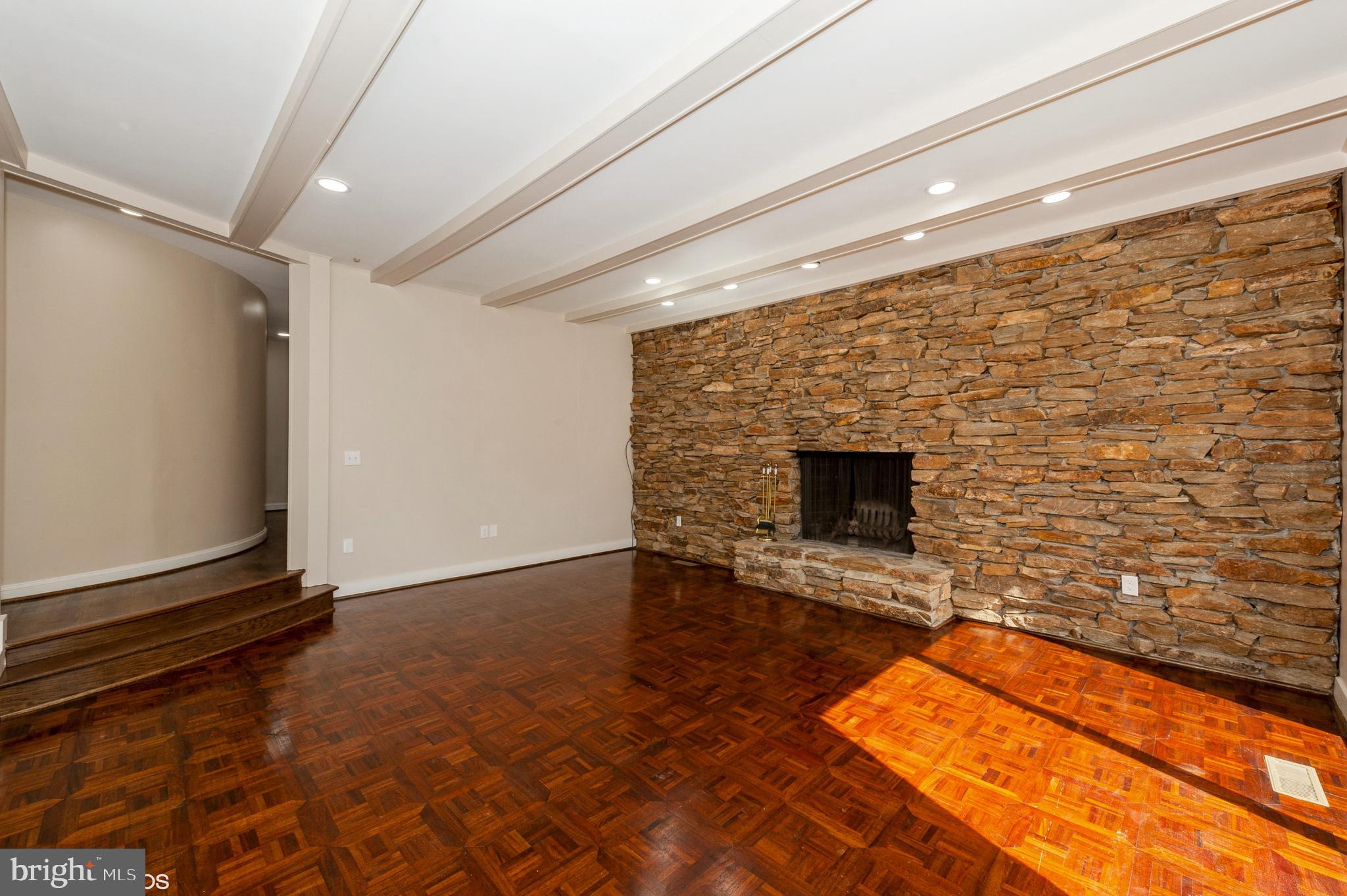 7804 Crossland Road Baltimore, MD 21208 - Photo 15 of 50 Gallery Image 15