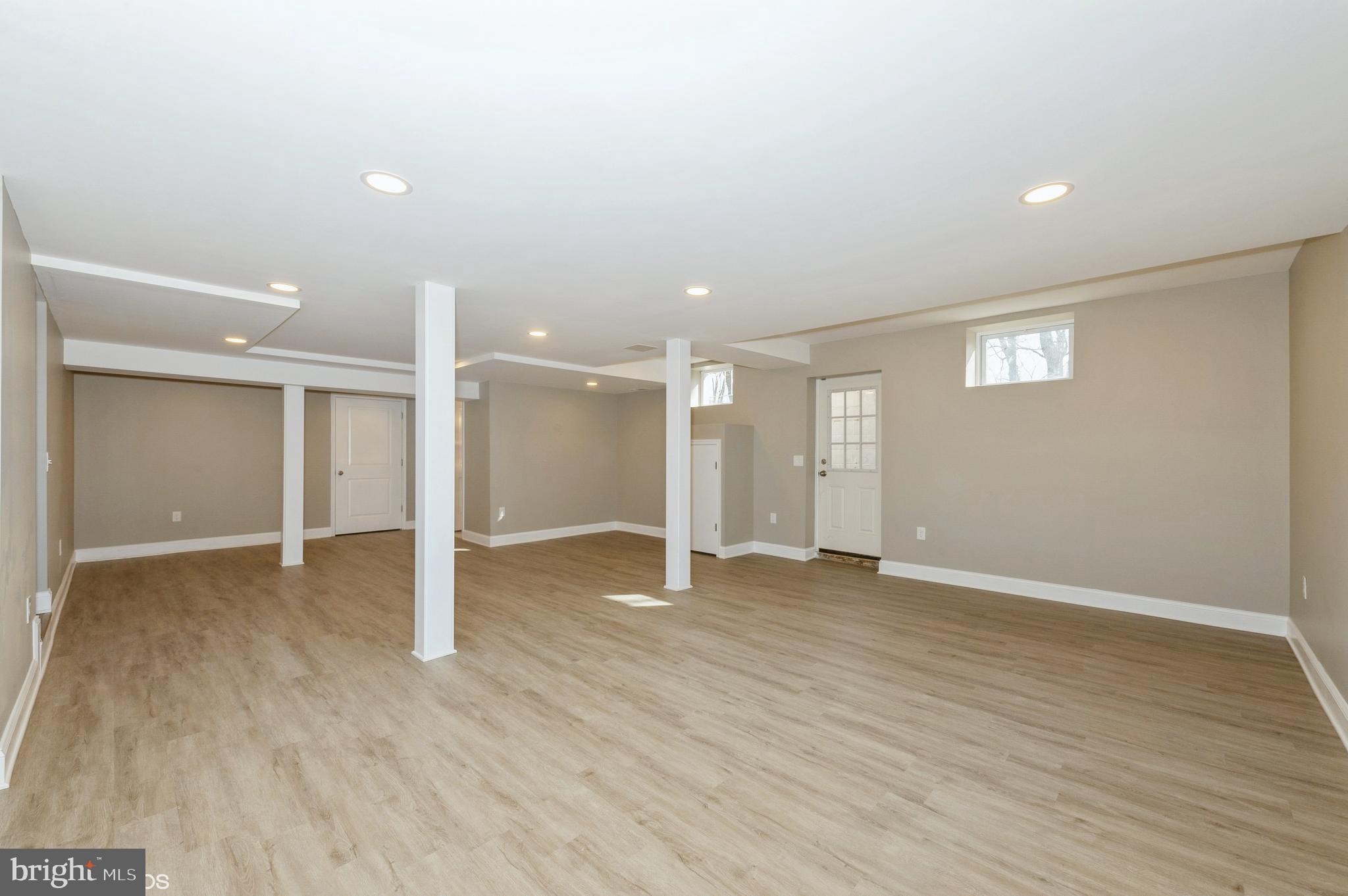 7804 Crossland Road Baltimore, MD 21208 - Photo 38 of 50 Gallery Image 38