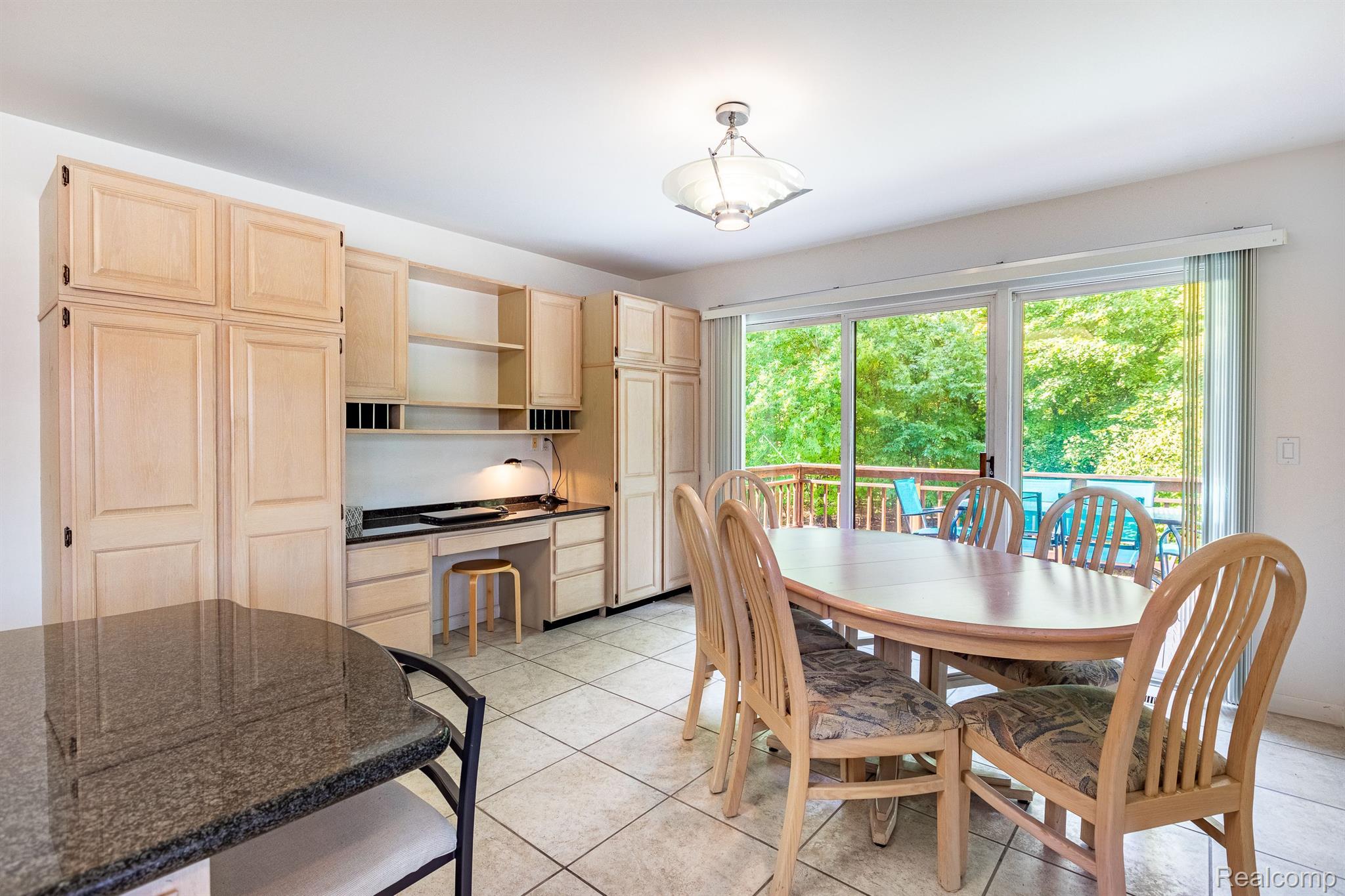 2157 Clinton View Circle Rochester, MI 48309 - Photo 18 of 41 Gallery Image 18