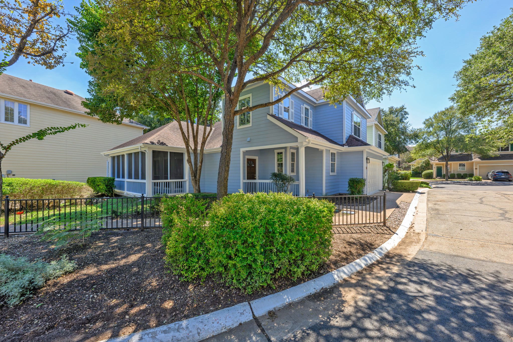 6704 Menchaca Road, Unit 31 Austin, TX 78745 - Photo 29 of 32 Gallery Image 29