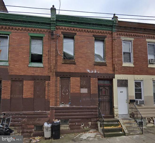 614 East Indiana Ave  