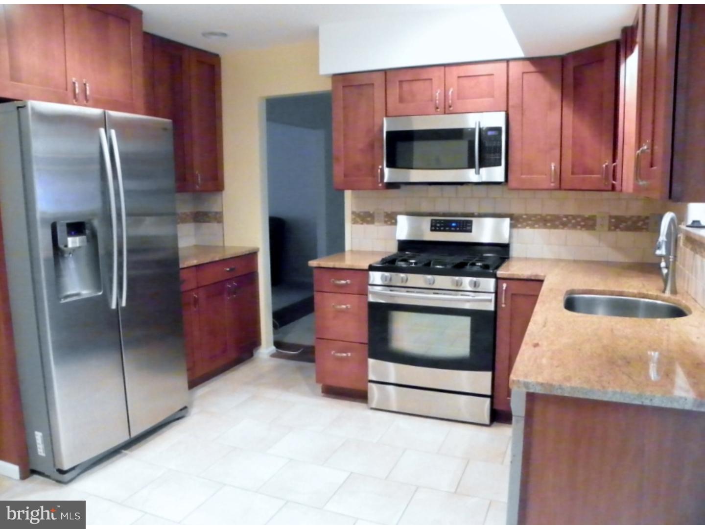 16 Aspen Road Sicklerville, NJ 08081 - Photo 5 of 18 Gallery Image 5