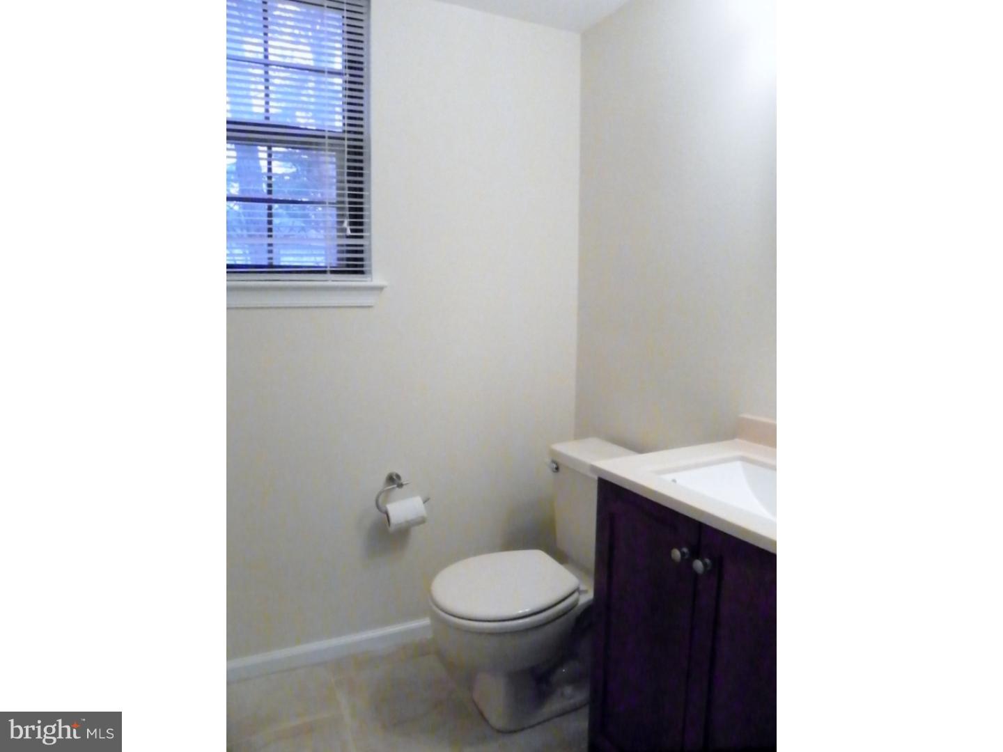 16 Aspen Road Sicklerville, NJ 08081 - Photo 8 of 18 Gallery Image 8