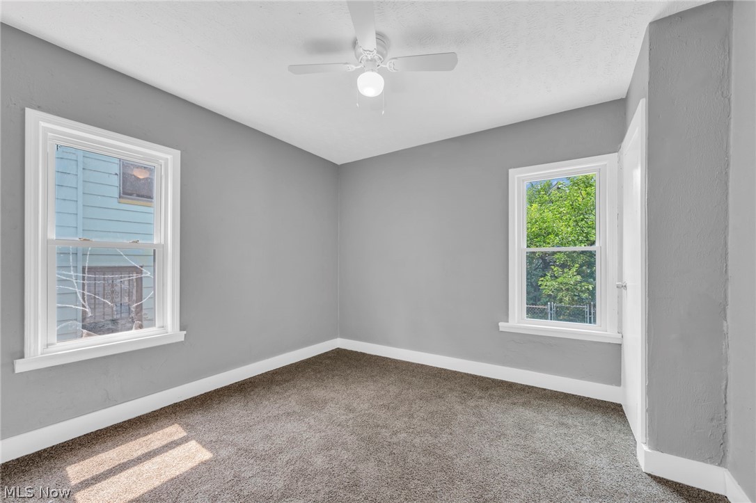 944 Paxton Road Cleveland, OH 44108 - Photo 10 of 50