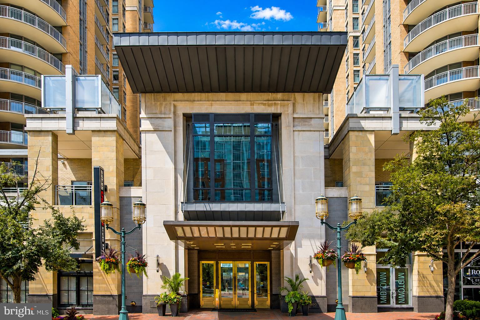 11990 Market Street, Unit 1403 Reston, VA 20190 - Photo 3 of 58 Entry to Midtown