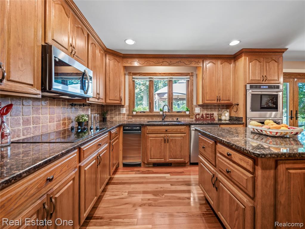 5336 Kensington Road Brighton, MI 48114 - Photo 21 of 67 Gallery Image 21