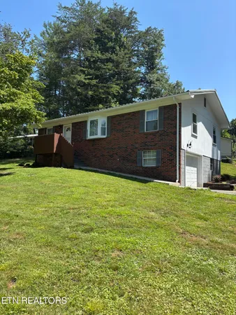 $275,000 | 105 Nelson Street, Harrogate, TN 37752
