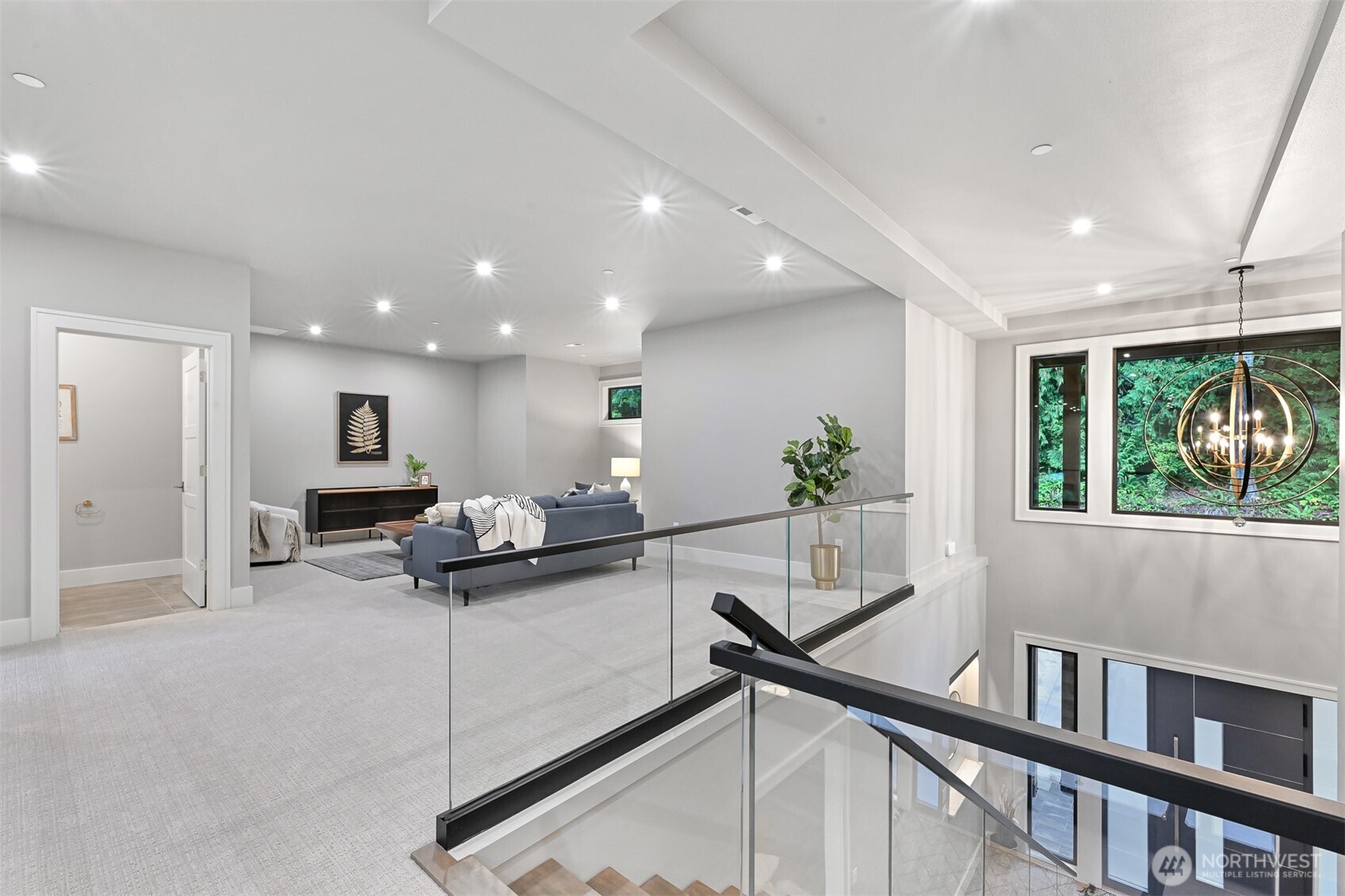 555 Whitecap Road Bellingham, WA 98229 - Photo 28 of 40 a living room with furniture and a window