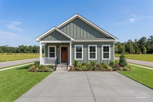 $269,400 | 2412 North Baylen Street, Pensacola, FL 32501