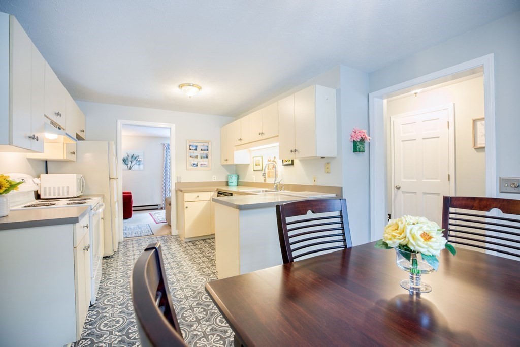 26 Ryan Road, Unit 3 North Brookfield, MA 01535 - Photo 6 of 27