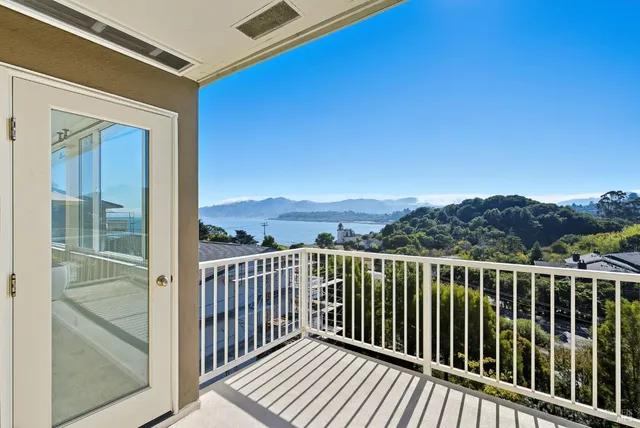 $995,000 | 34 Andrew Drive, Unit 135, Tiburon, CA 94920