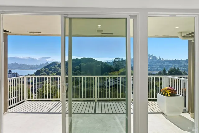 $995,000 | 34 Andrew Drive, Unit 135, Tiburon, CA 94920