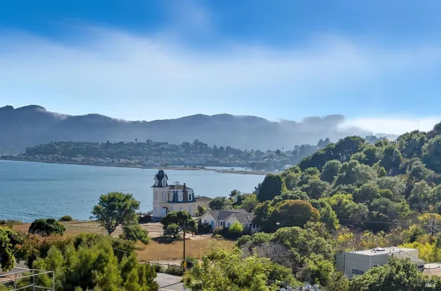 $995,000 | 34 Andrew Drive, Unit 135, Tiburon, CA 94920