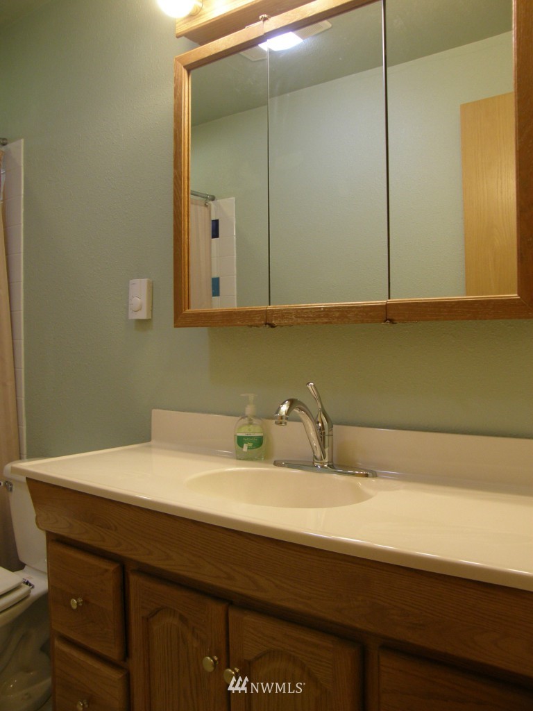 809 Clarke Road Aberdeen, WA 98520 - Photo 12 of 23 Gallery Image 12