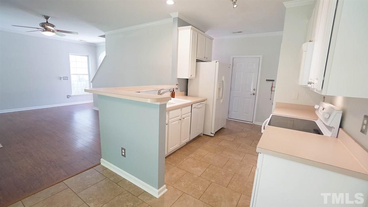2024 Betry Place Raleigh, NC 27603 - Photo 13 of 30 Gallery Image 13
