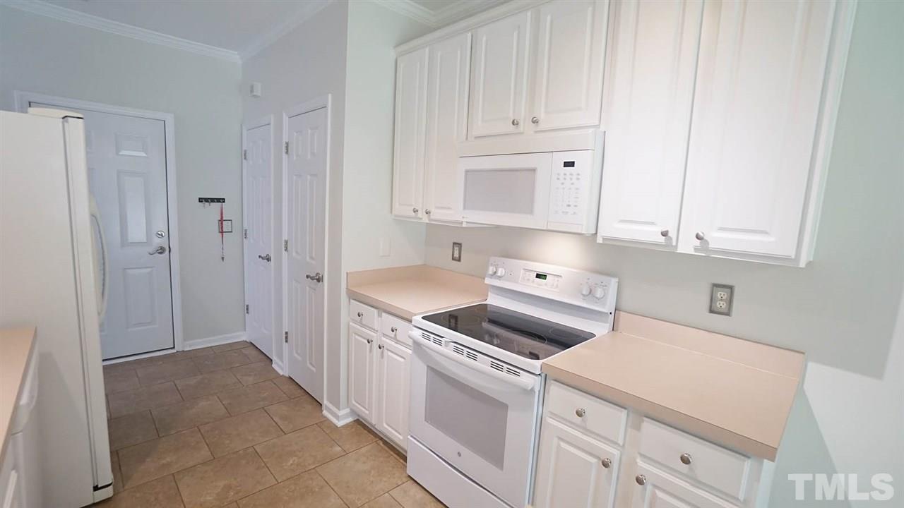 2024 Betry Place Raleigh, NC 27603 - Photo 15 of 30 Gallery Image 15