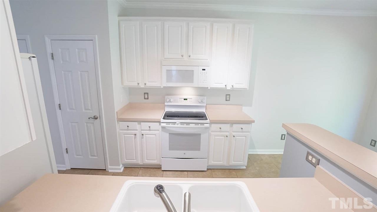 2024 Betry Place Raleigh, NC 27603 - Photo 16 of 30 Gallery Image 16