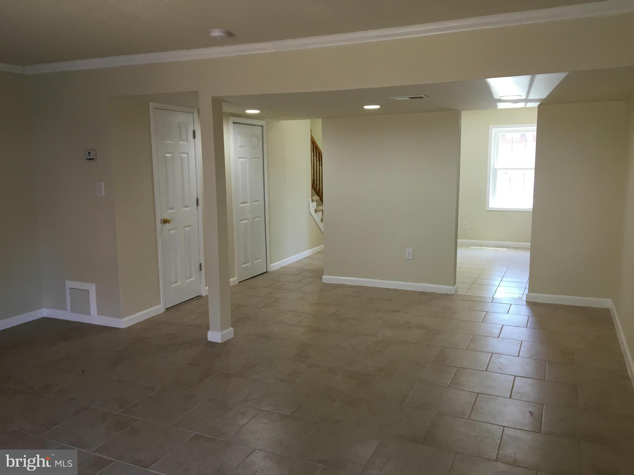 9860 Buckner Road Manassas, VA 20110 - Photo 4 of 11 Living Room