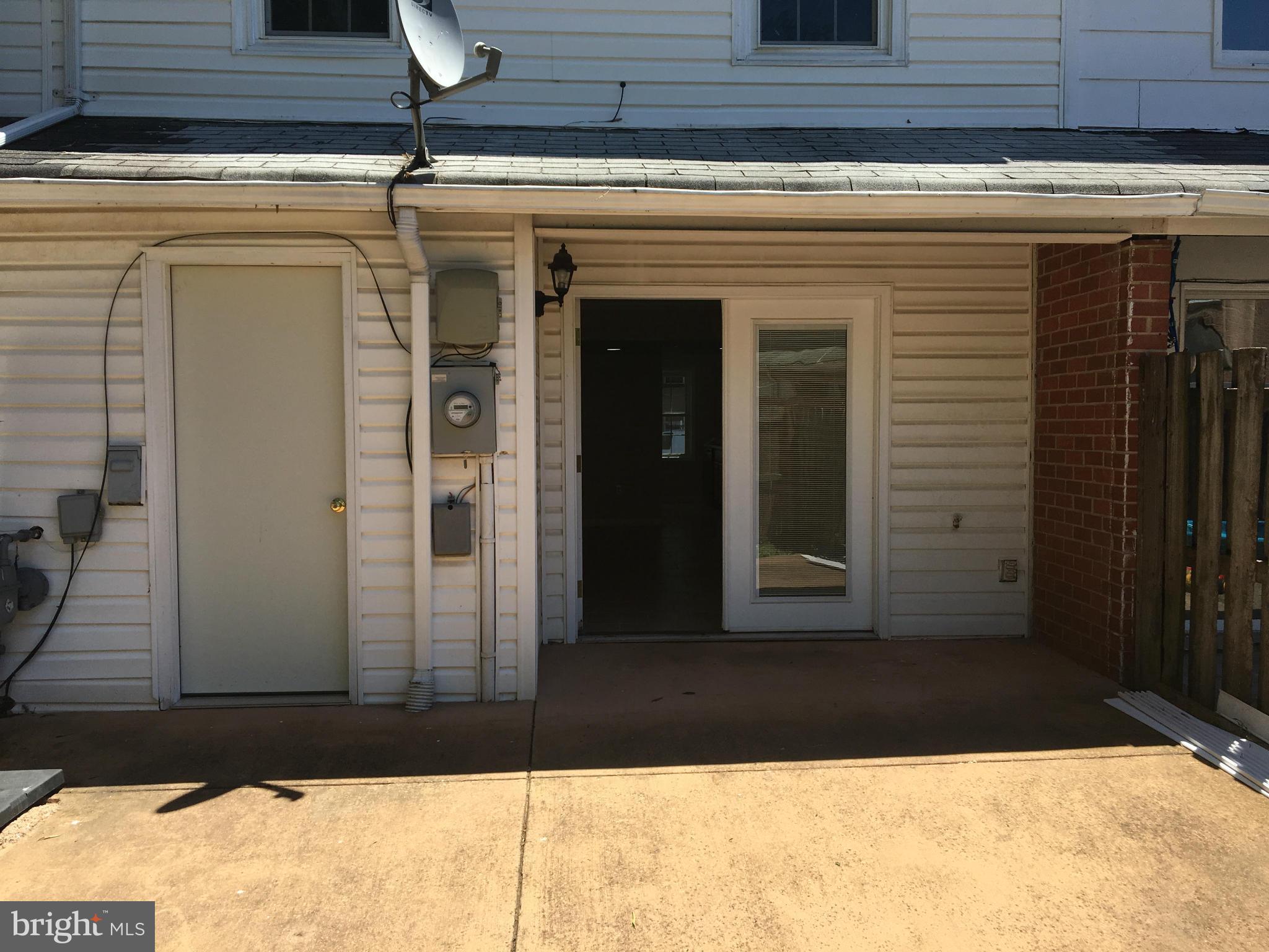 9860 Buckner Road Manassas, VA 20110 - Photo 10 of 11 Exterior (Rear)