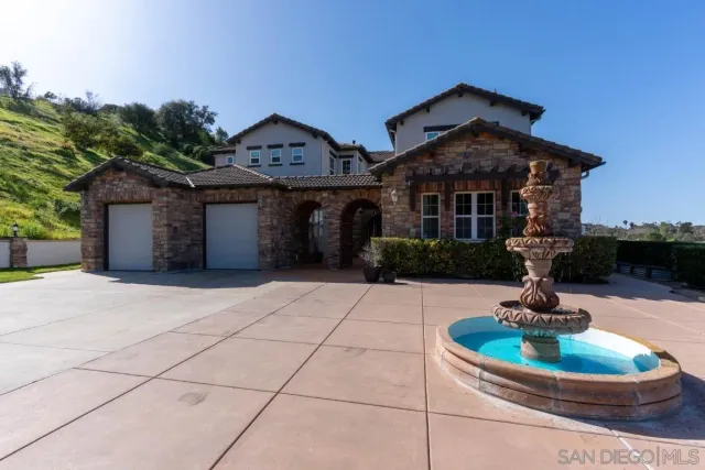 $1,599,000 | 310 Highland Oaks Court, Fallbrook, CA 92028